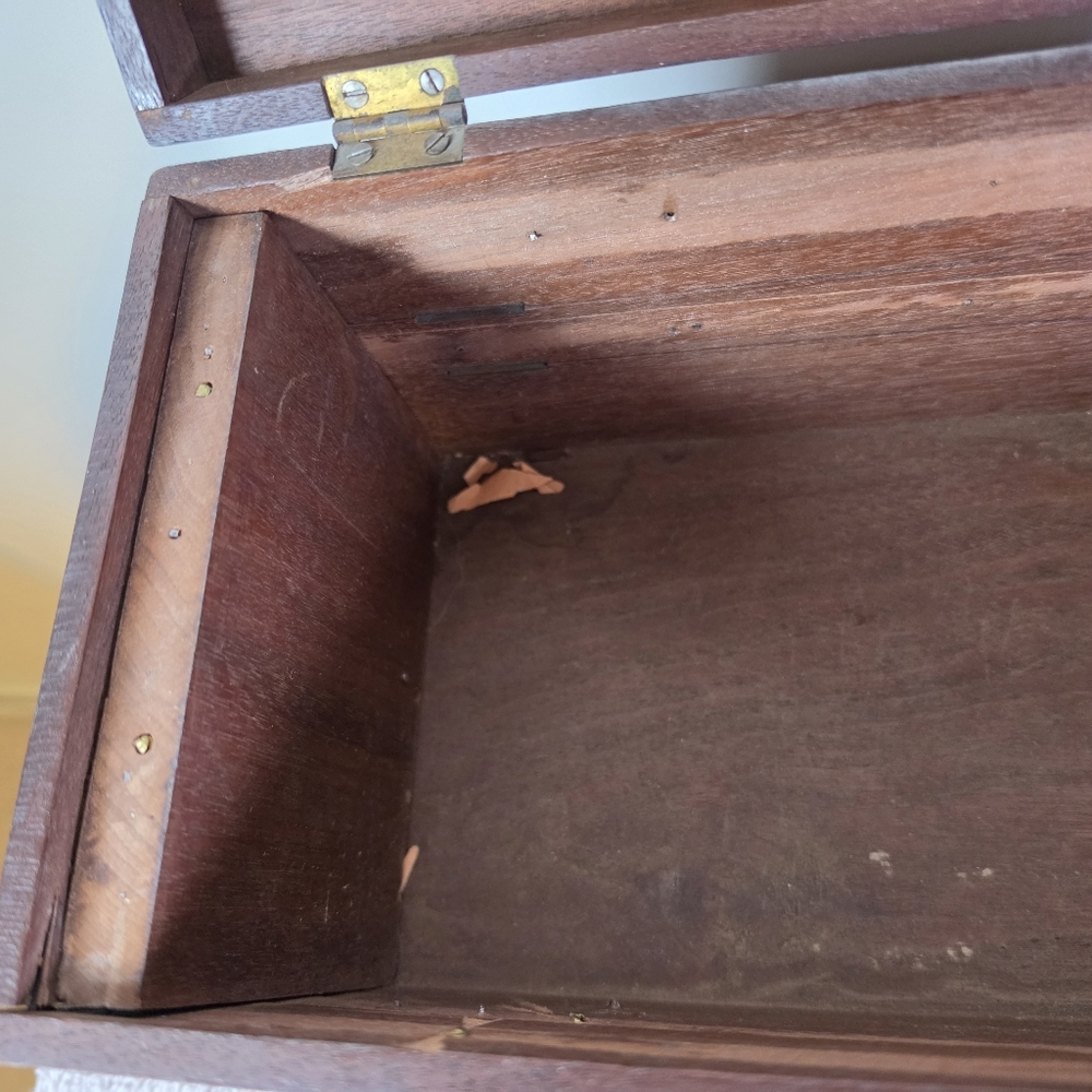 Vintage Wooden Jewelry Or Specialty Tool Storage Box in Brown - Picture 13 of 15